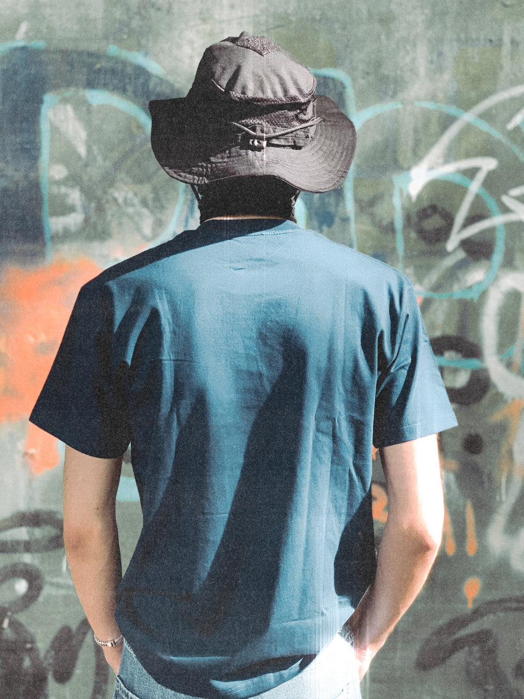 TAVRIA Night Raid — T-Shirt mit Combat-Art im Military-Stil