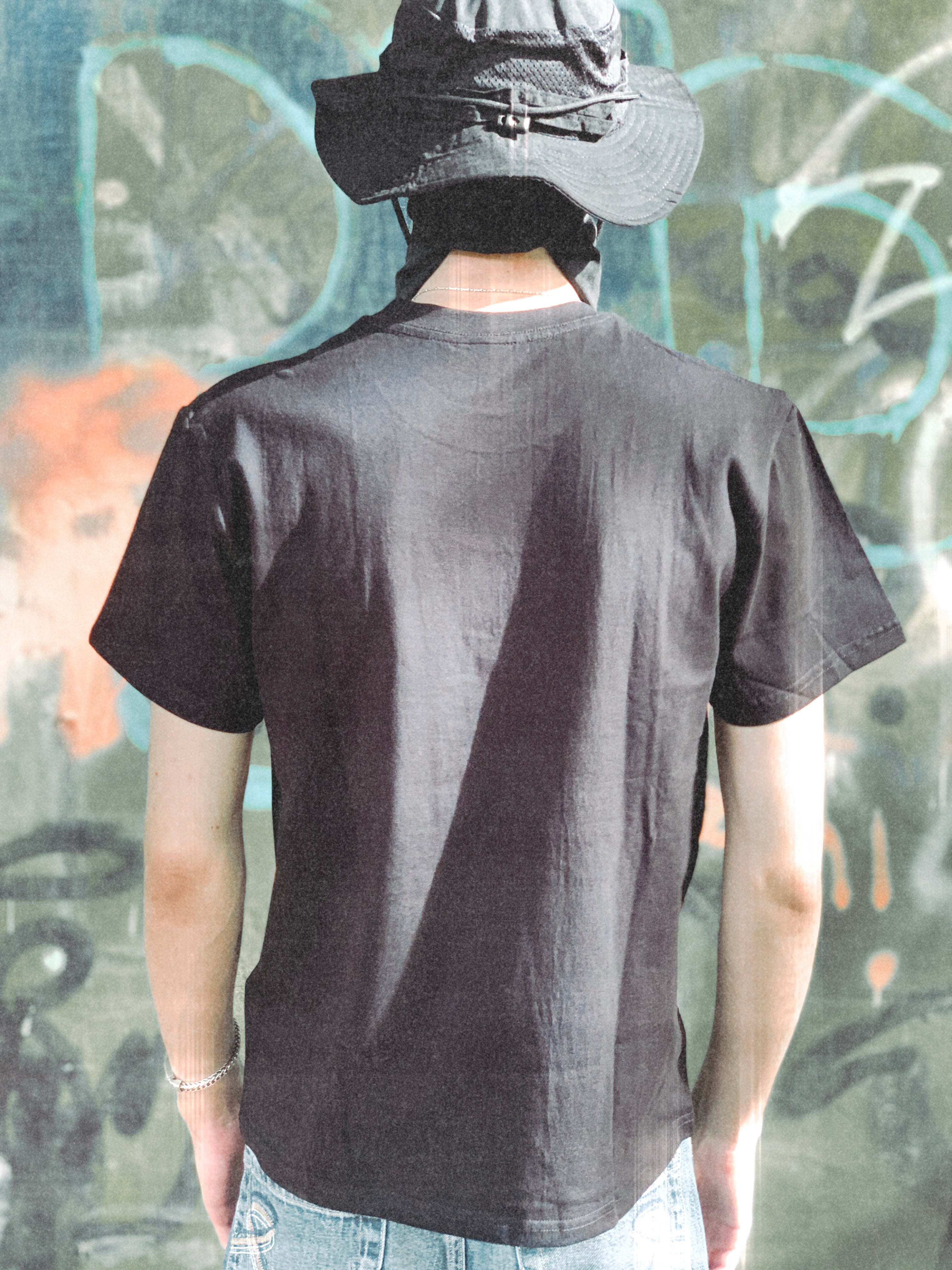 TAVRIA Night Raid — T-Shirt mit Combat-Art im Military-Stil