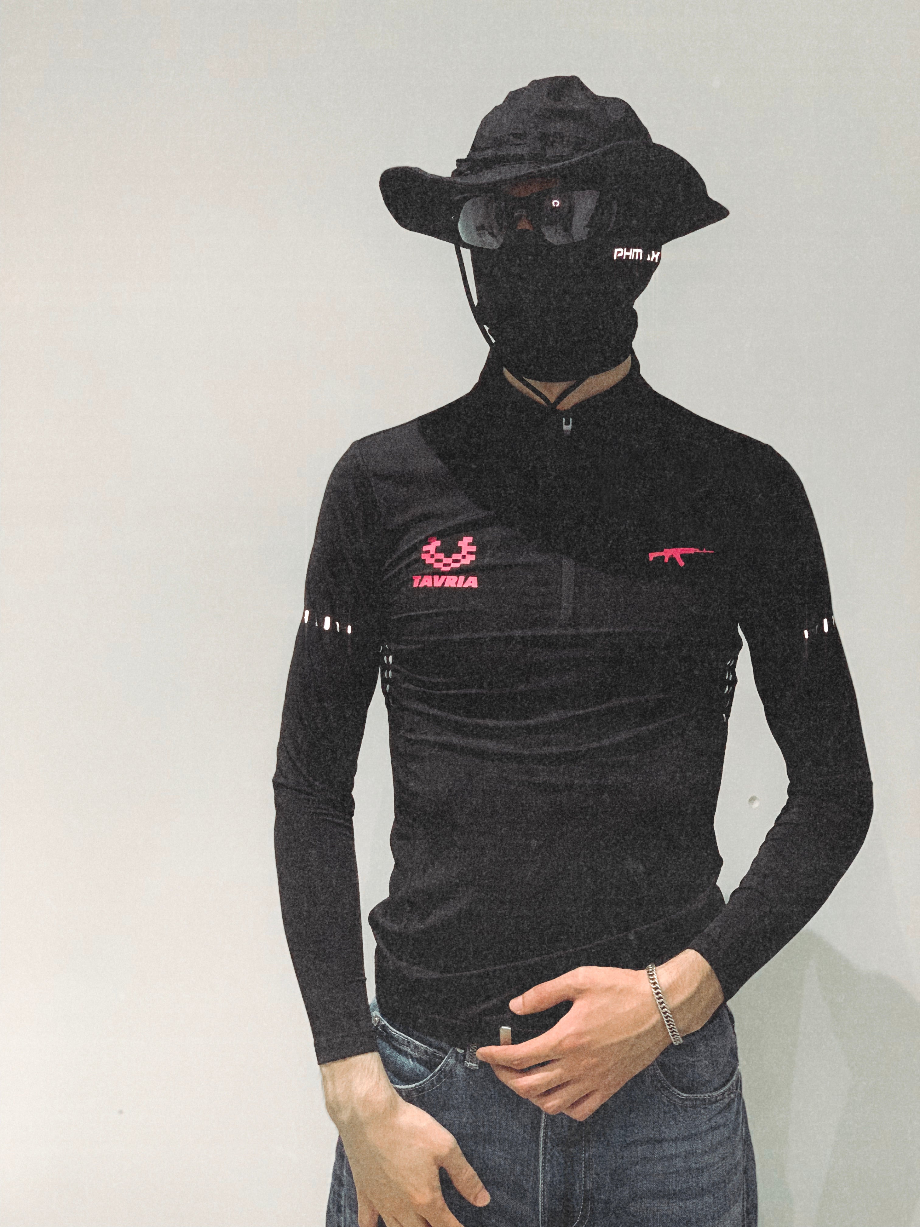 TAVRIA FlexDry — Eng anliegendes Sport-Oberteil